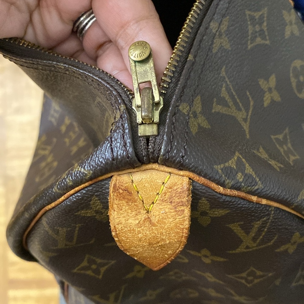 Authentic Louis Vuitton Speedy 40
Please, no lowball offers! - Picture 8 of 17